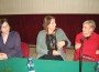 Mir­ja­na Ka­ra­no­vić (u sre­di­ni)  na tri­bi­ni u Ru­mi