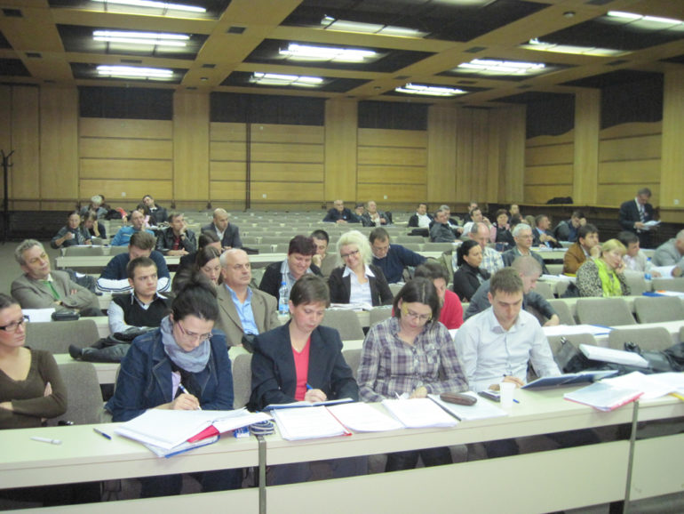 Vo­do­vod i Bi­bli­o­te­ka  do­bi­li no­vog di­rek­to­ra