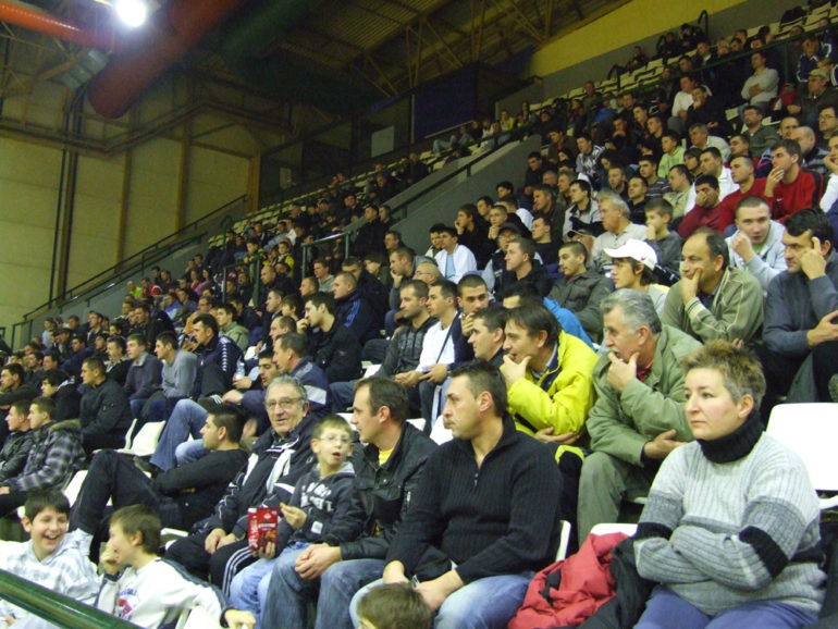 Oče­ku­je se vi­še od 100 eki­pa