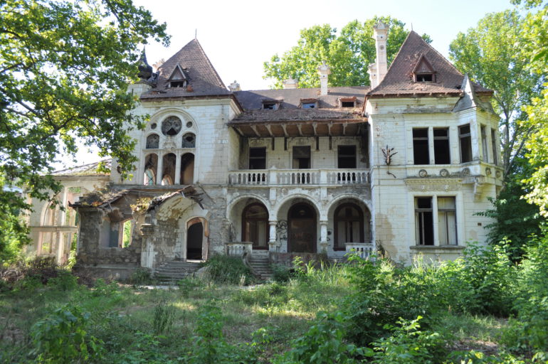 Udahnuti život oronulom Špicerovom dvorcu