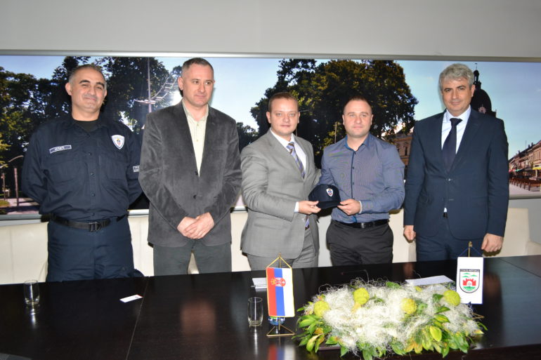 Saradnja komunalne policije