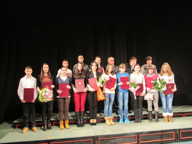 Svetosavska akademija u Rumi