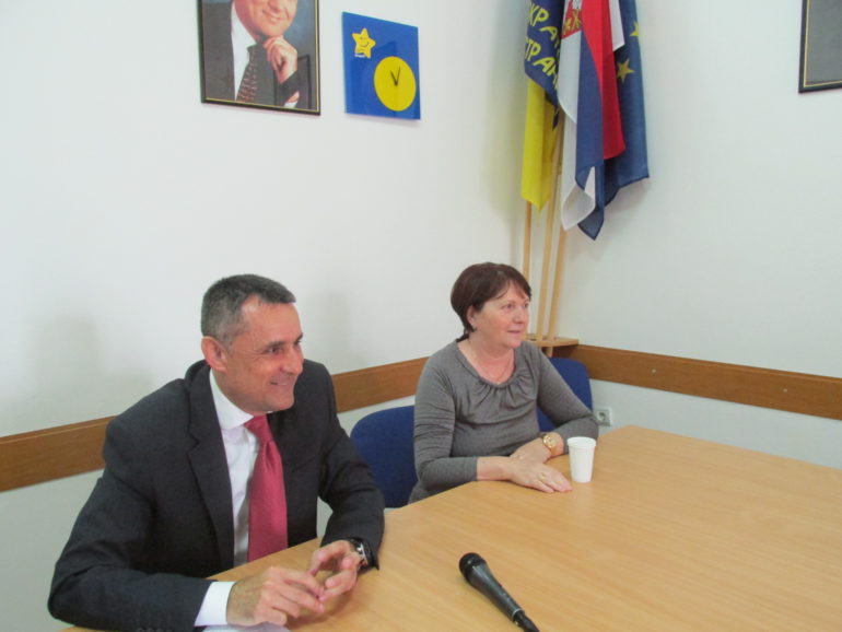 Protest Rumljana zbog gašenja porodilišta