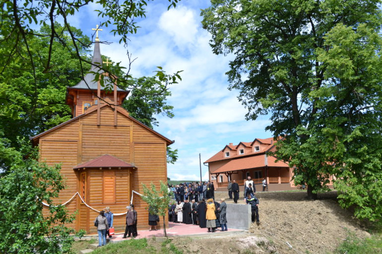 Osvećenje manastira Svetog Vasilija Ostroškog
