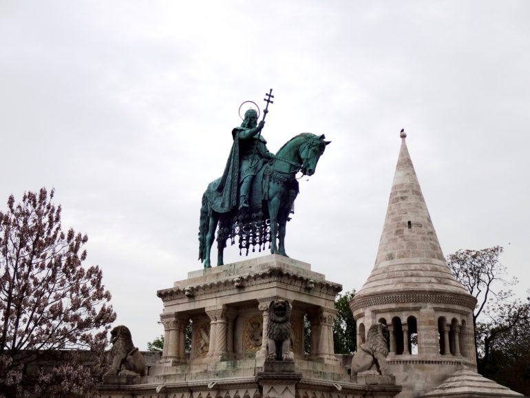 BUDIMPEŠTA: DRŽAVOTVORNOST NA ULICAMA