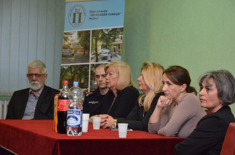 U pećinačkom Domu zdravlja održana tribina o nasilju nad ženama