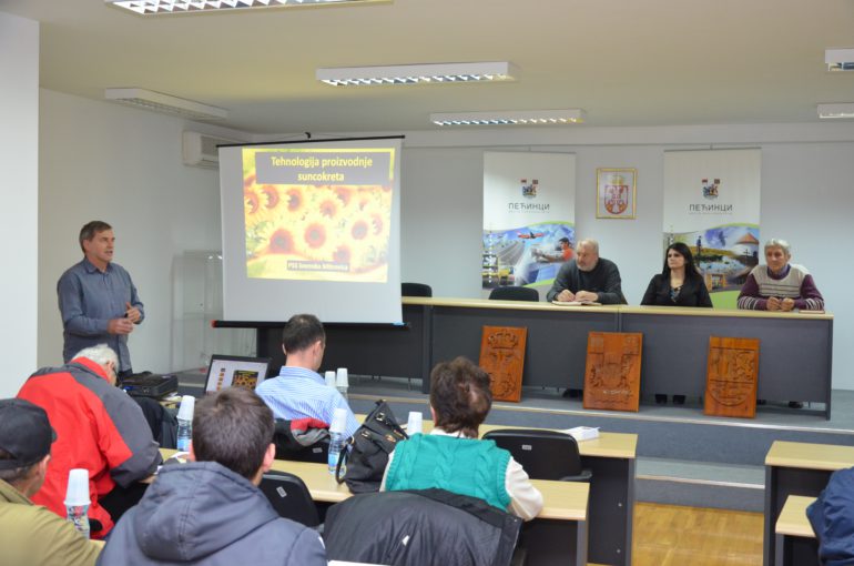 Savetovanje za poljoprivrednike u pećinačkoj opštini