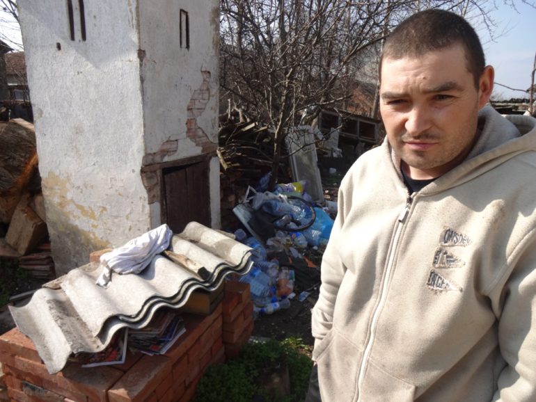 Ko ima srce, neka sada pokaže!