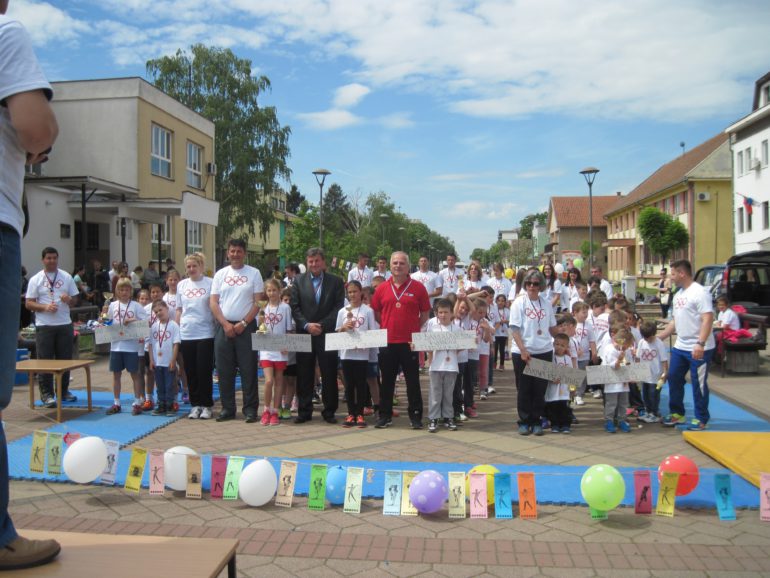 Dečja olimpijada u Pećincima