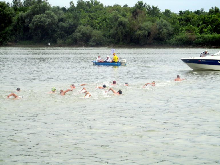 ODRŽAN 47. MEĐUNARODNI PLIVAČKI MARATON JARAK-ŠABAC