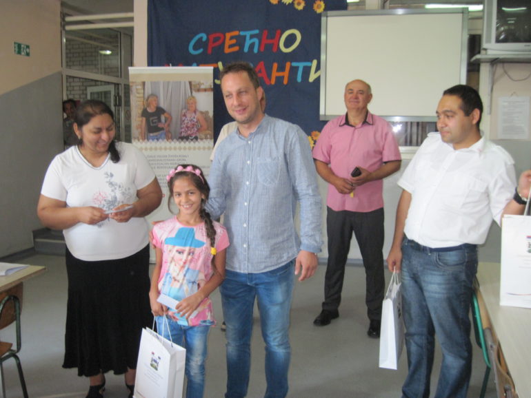 Podrška učenicima Romske nacionalnosti i socijalno ugroženim đacima