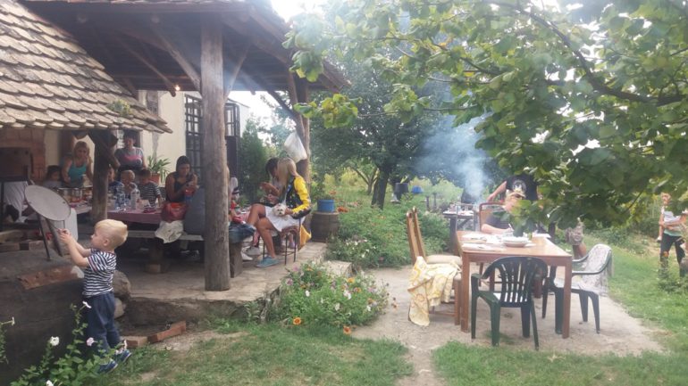 Pravi sremački ručak na pravom mestu