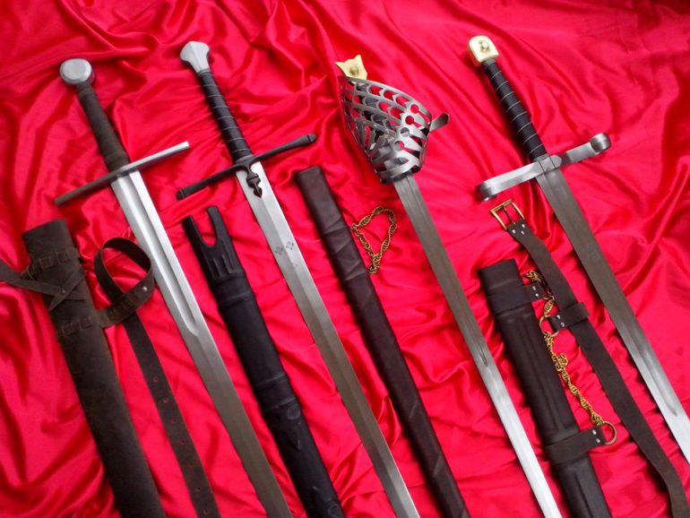 Mitrovački mač za srpskog kralja