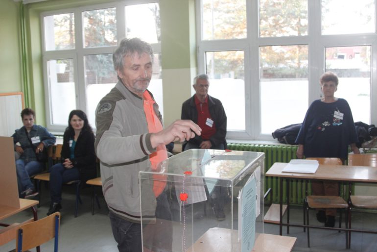 Nezvanično: Vučiću 60 posto glasova u Mitrovici