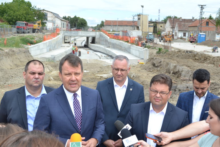 Mirović : Više novca za projekte Sremske Mitrovice