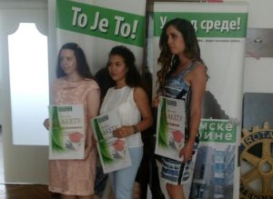 Najbolji djaci Srema u izboru Sremskih novina FOTO Zivan Negovanovic