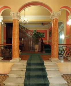 Градска кућа