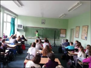 Шидски гимназијалци на часу са писхологом