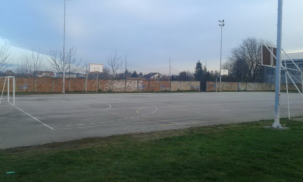 Dva miliona za moderno dečije igralište