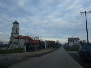 Sluzi na ponos mestanima