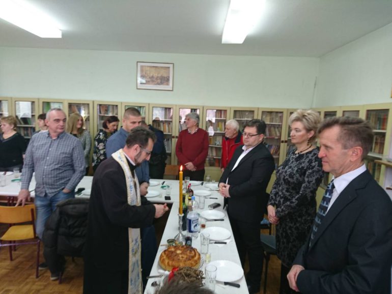 Gradonačelnik Sanader na školskoj slavi u Mačvanskoj Mitrovici