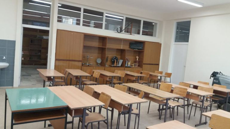 Renovirana škola spremna za učenike