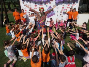 32076325_2104189556277580_6010787016852111360_o