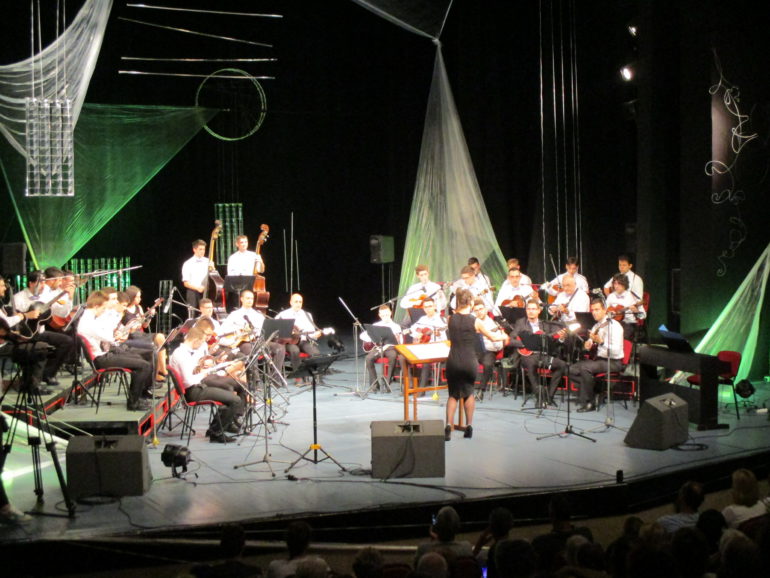 Tambura u kadru- godišnji koncert GTO „Branko Radičević“ Ruma