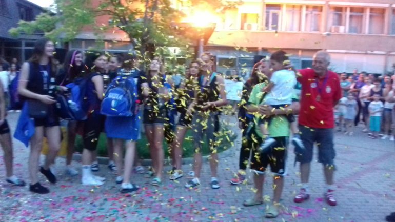 Pazovčani dočekali šampionke sveta