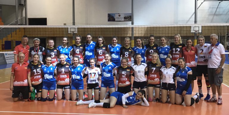 Pazovačke gimnazijalke prve na svetu!