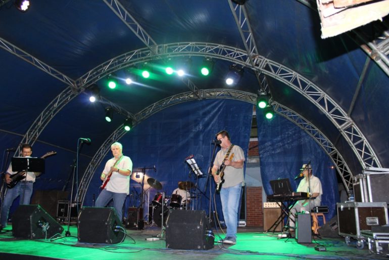 Koncert benda „Nostalgija“