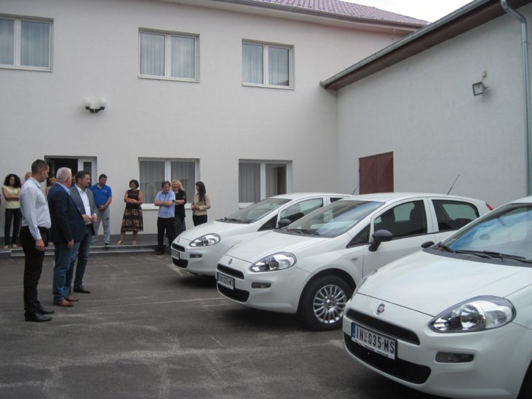 Nova terenska vozila za inđijski Vodovod