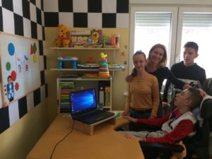 IMG-5613ba7d5bb2e3622a6db1aac4c652ca-V