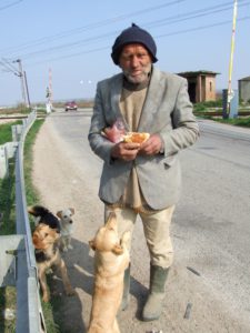 Svaki obrok je delio sa kerovima, svojim vernim pratiocima