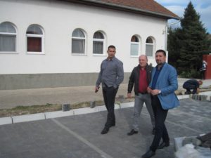 Predsednik Gak obisao radove