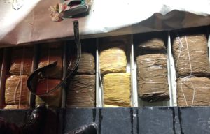 DROGA U KROVU HLADNJACE KAMIONA