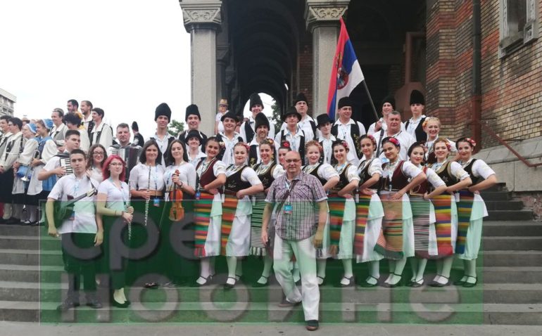 Priznanje mitrovačkim folklorašima u Rumuniji