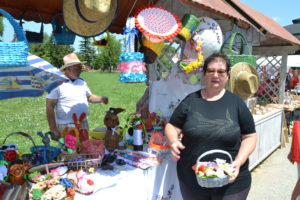 Аница Зубић поред своје тезге