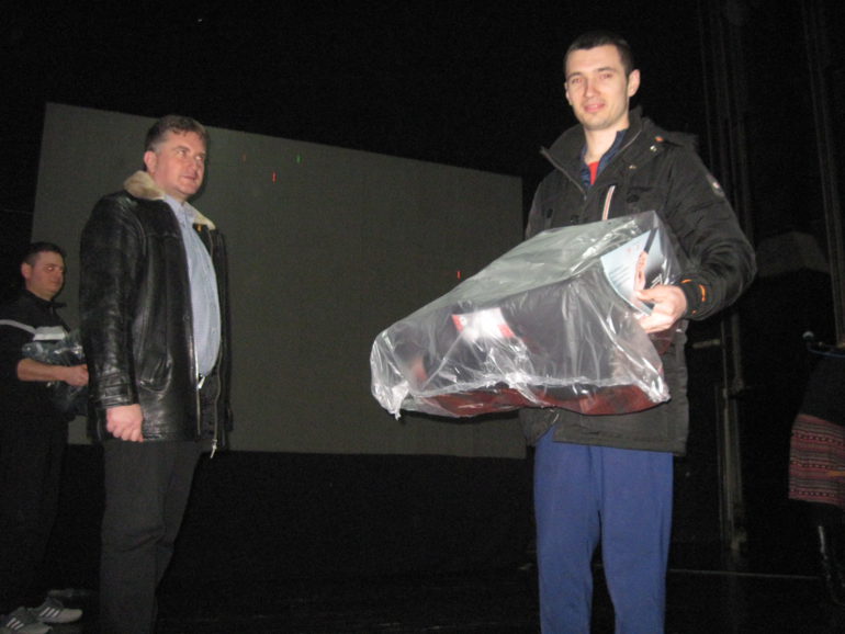 Uručena autosedišta za bezbednost dece u saobrćaju