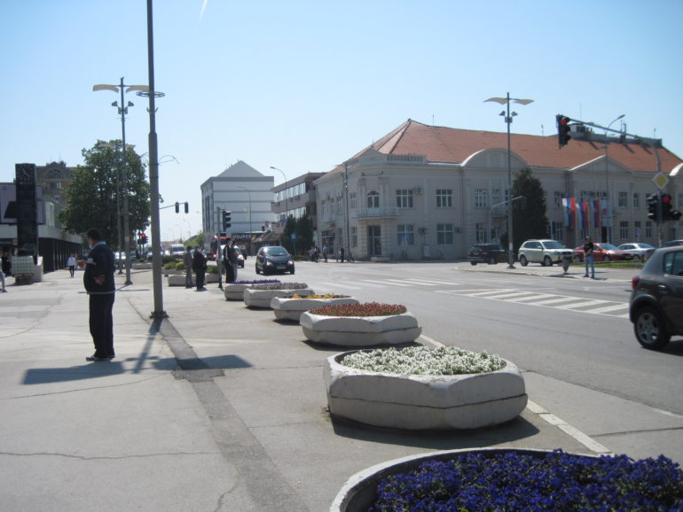Ponovo počije s radom vrtić, autelt šoping centar i gradski prevoz