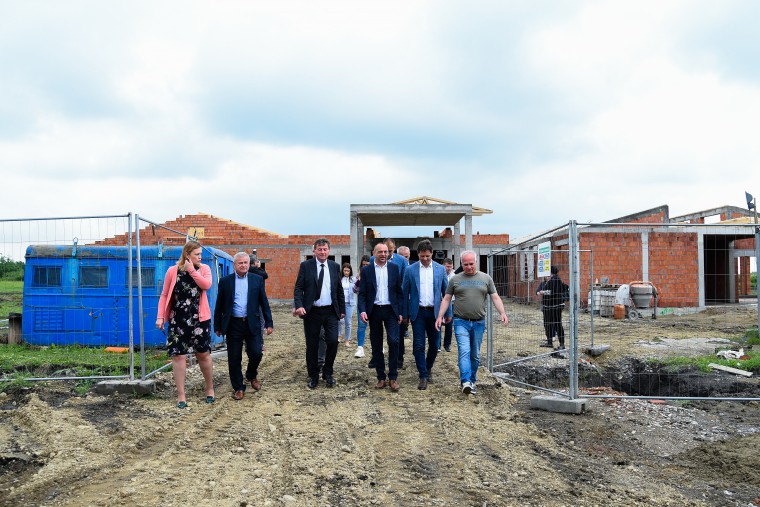 Preko 310 miliona dinara uloženo u kanalizacionu mrežu i vrtić