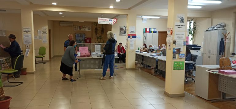 Dobra izlaznost u prepodnevnim satima