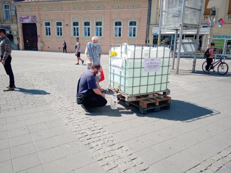 Podela dezinfekcionog sredstva u svim mesnim zajednicama