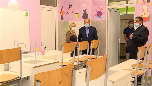 Šarčević: Deca žele u školu