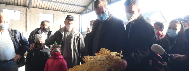 Predsednik Vučić posetio Golubince