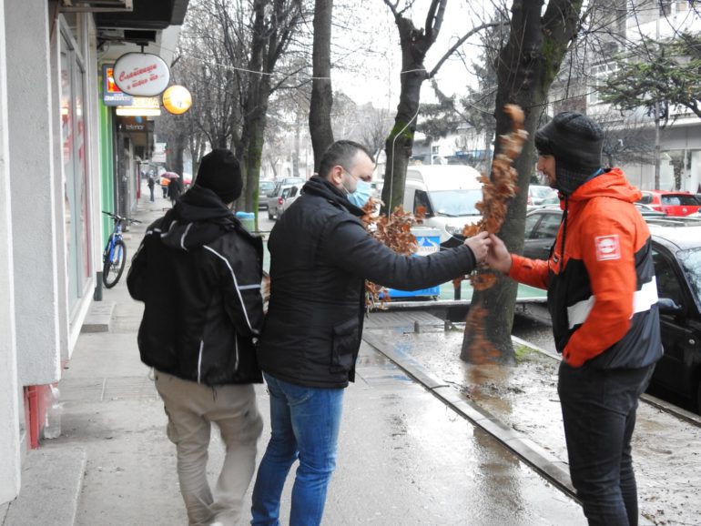 Podela badnjaka u Šidu