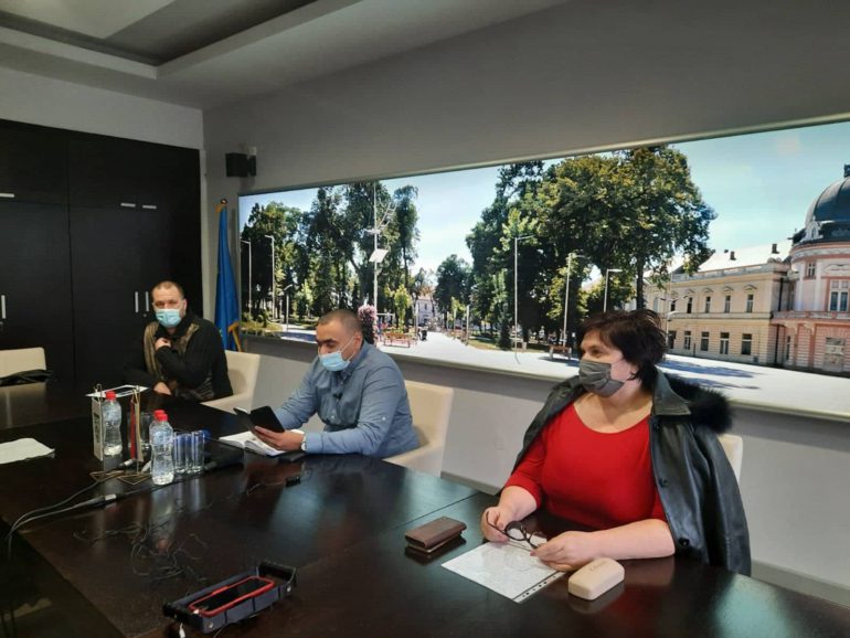 U Sremu 1.034 pozitivnih, vakcinacija i tokom vikenda, od ponoći na snazi nove mere