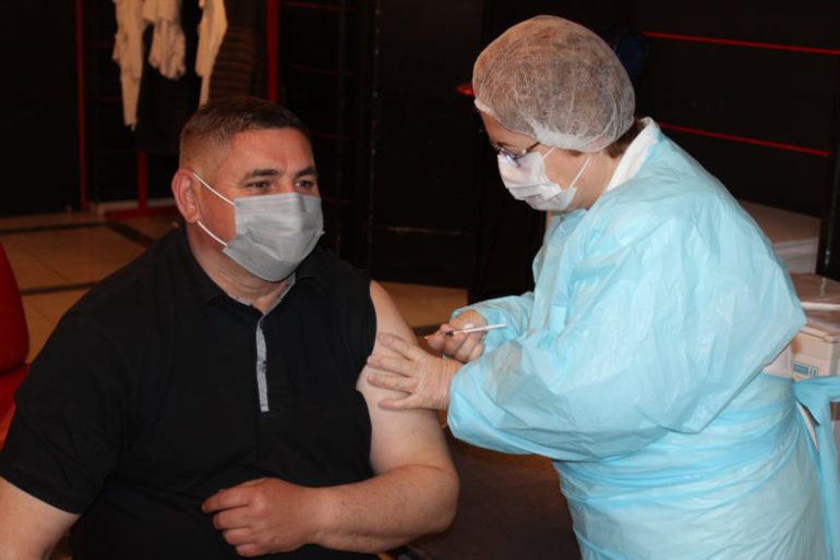 Predsednik Opštine Ruma primio prvu dozu vakcine