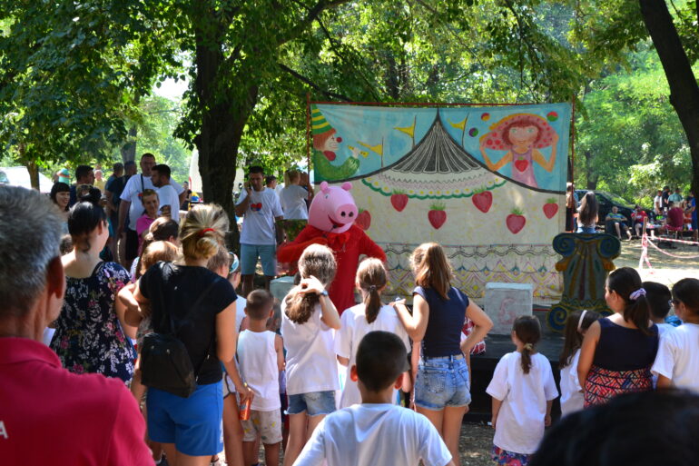 Održan „Čalmanski bazar tradicije“