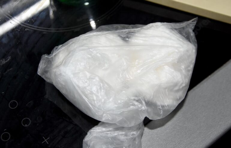 U zajedničkoj akciji sremskomitrovačke i novosadske policije zaplenjen amfetamin i ekstazi